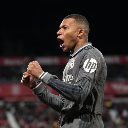 Patch/Badge Real Madrid HP Beige Sponsor La Liga 2024-2025