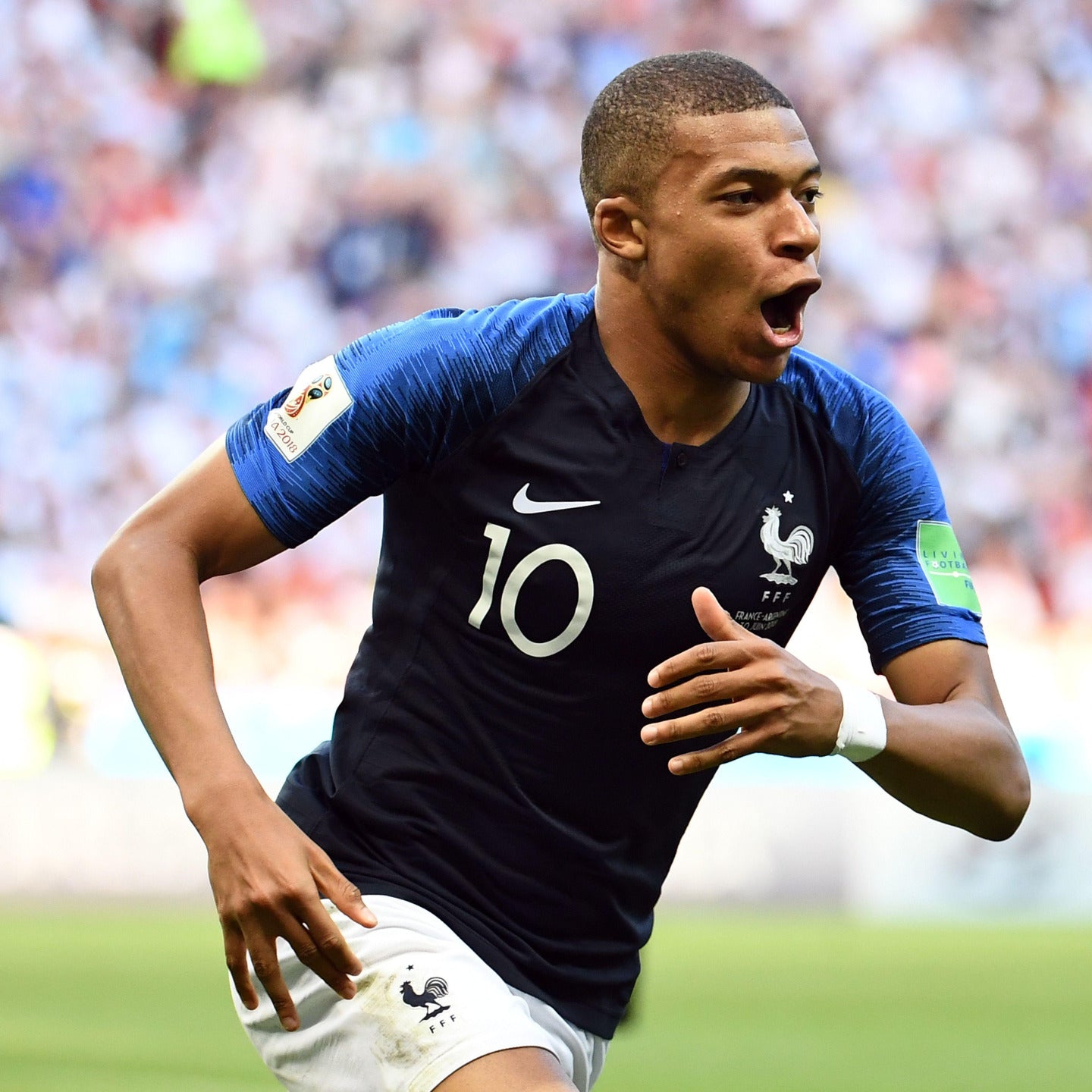 Patch/Badge FIFA World Cup 2018 Russia + Living Football